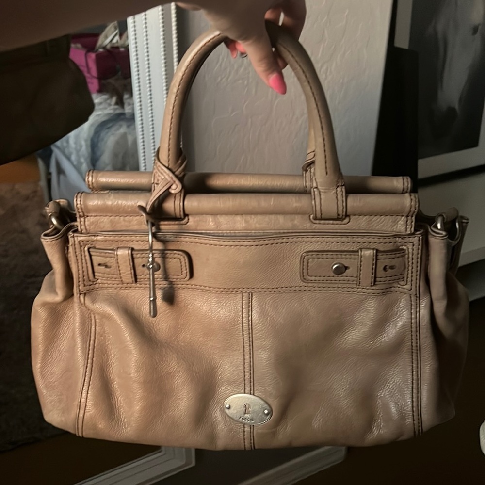 Fossil purse